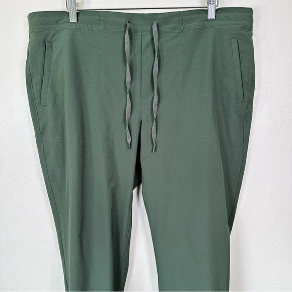 Eddie Bauer Womens Size Xlarge  Green Light Weight Jogger - Picture 2 of 14